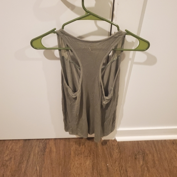 Outgrew - Picture 2 of 2